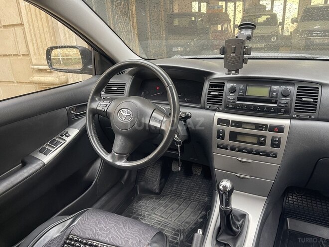 Toyota Corolla 2005, 210,000 km - 1.4 l - Bakı