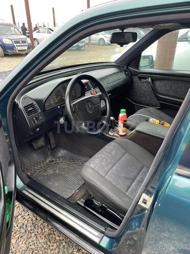 Mercedes C 180 1997, 650,000 km - 1.8 l - Şəmkir