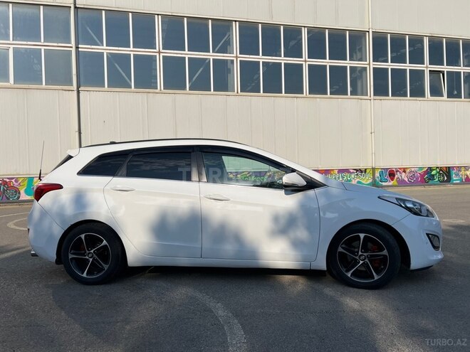 Hyundai i30 2014, 246,207 km - 1.6 l - Bakı