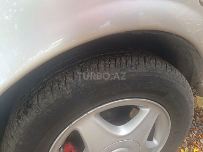 Opel Vectra 1999, 290,500 km - 1.6 л - Tovuz