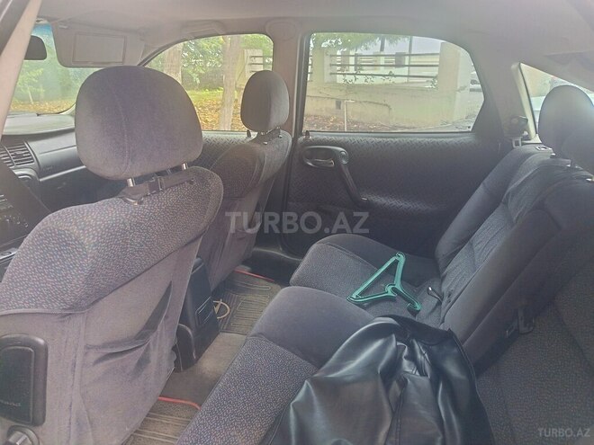 Opel Vectra 1999, 290,500 km - 1.6 л - Tovuz
