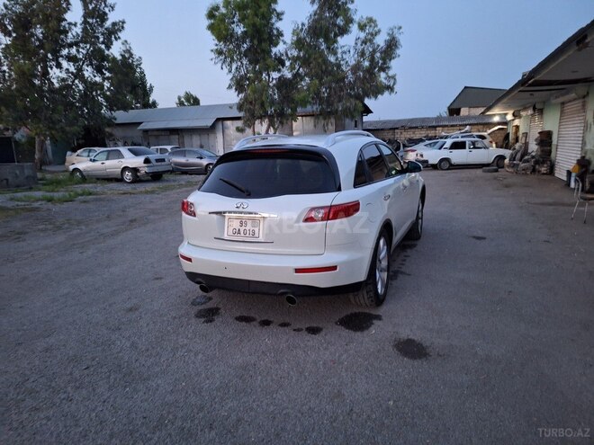 Infiniti FX45 2005, 198,000 km - 4.5 l - Göyçay