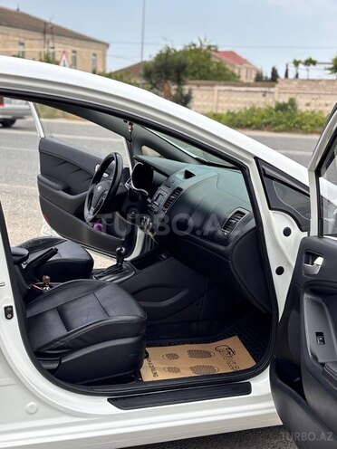 Kia Cerato 2015, 257,000 km - 1.6 л - Bakı
