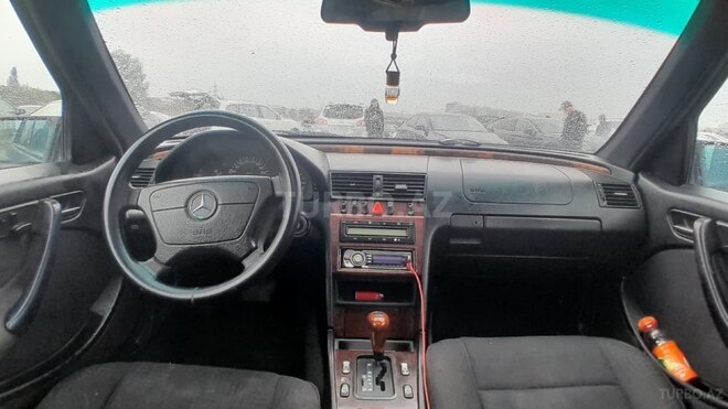 Mercedes C 280 1995, 380,000 km - 2.8 l - Bakı