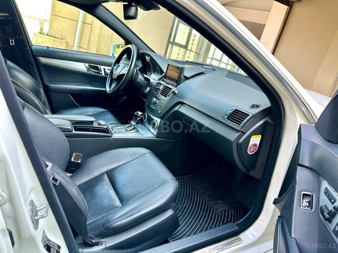 Mercedes C 280 2009, 278,000 km - 3.0 l - Balakən