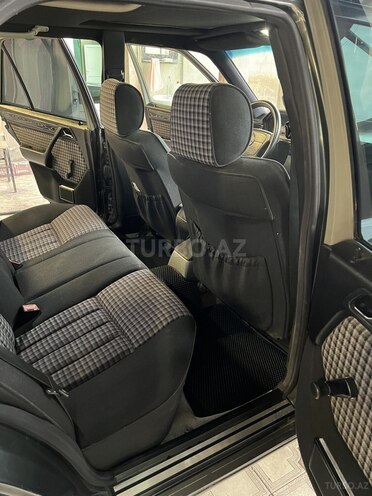 Mercedes  1995, 300,000 km - 3.0 l - Sumqayıt