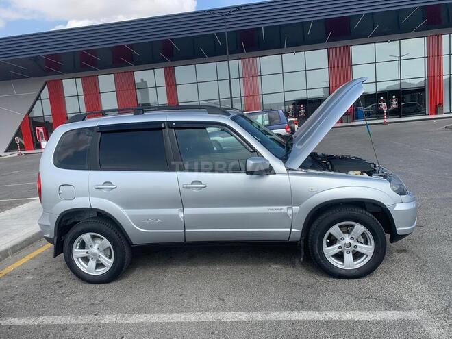 Chevrolet Niva 2017, 30,000 km - 1.7 l - Bakı