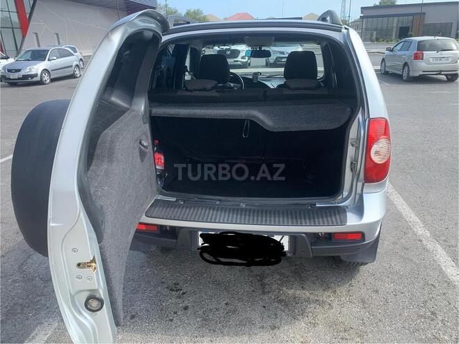 Chevrolet Niva 2017, 30,000 km - 1.7 l - Bakı