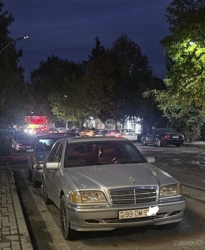Mercedes C 200 1997, 449,222 km - 2.0 l - Bakı