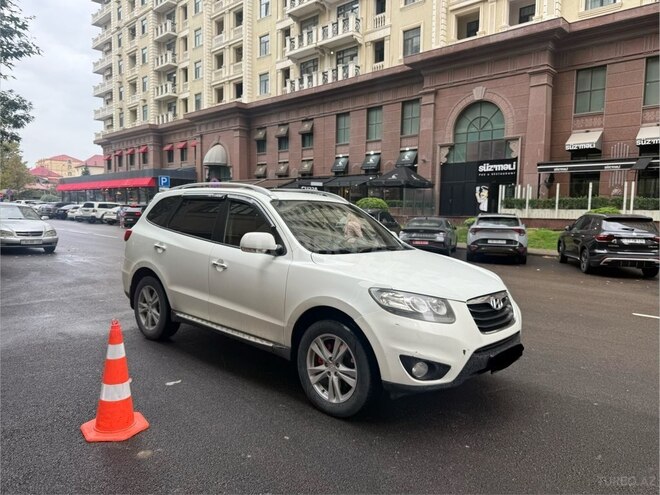Hyundai Santa Fe 2010, 278,000 km - 3.5 l - Bakı