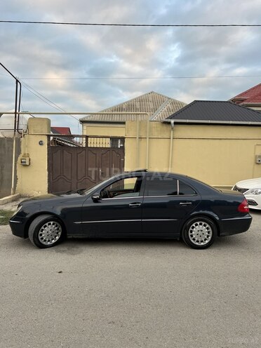 Mercedes E 240 2003, 305,500 km - 2.6 l - Bakı