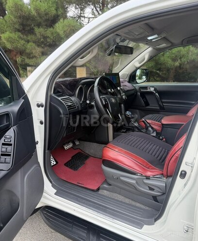 Toyota Land Cruiser Prado 2010, 288,000 km - 2.7 л - Şamaxı