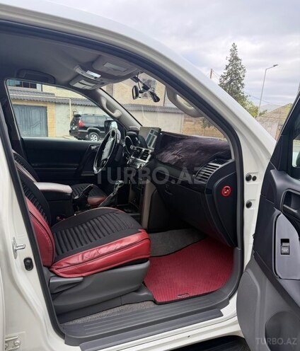 Toyota Land Cruiser Prado 2010, 288,000 km - 2.7 л - Şamaxı