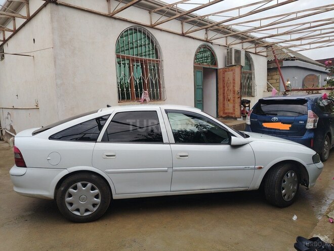 Opel Vectra 1996, 350,588 km - 2.0 l - Bakı