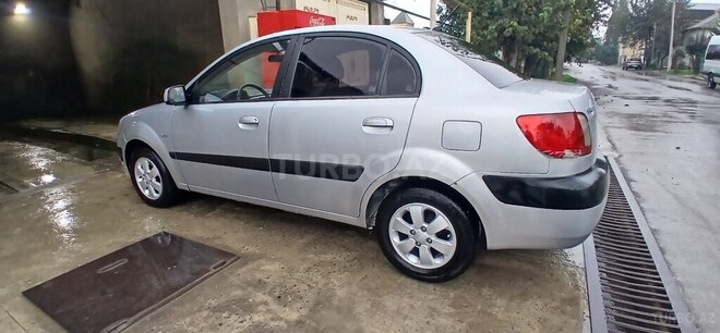 Kia Rio 2008, 191,867 km - 1.5 l - Salyan