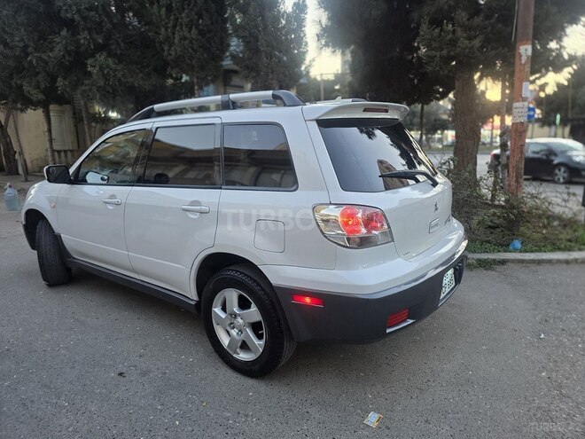 Mitsubishi Outlander 2002, 290,000 km - 2.4 л - Bakı