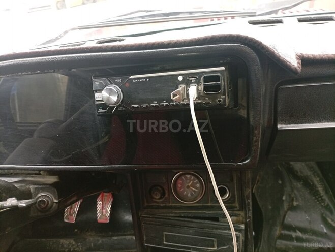 LADA (VAZ) 2107 2001, 235,800 km - 1.6 л - Quba