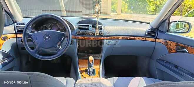 Mercedes E 220 2003, 245,000 km - 2.2 l - Şəki