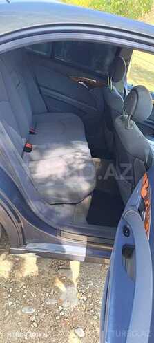 Mercedes E 220 2003, 245,000 km - 2.2 l - Şəki