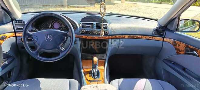 Mercedes E 220 2003, 245,000 km - 2.2 l - Şəki