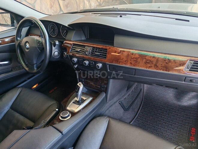 BMW 525 2007, 39,000 km - 2.5 л - Bakı