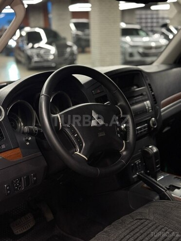 Mitsubishi Pajero 2007, 278,000 km - 3.0 l - Bakı