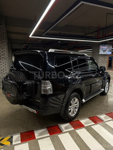 Mitsubishi Pajero 2007, 278,000 km - 3.0 l - Bakı