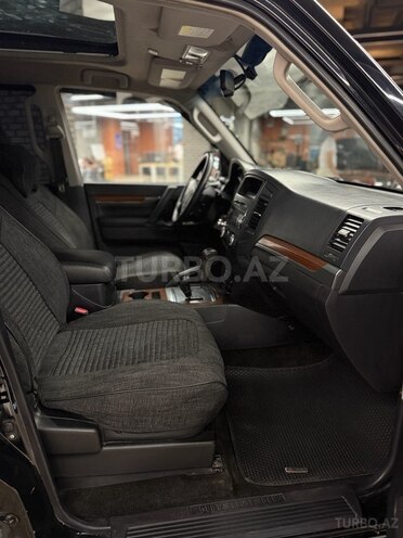 Mitsubishi Pajero 2007, 278,000 km - 3.0 l - Bakı