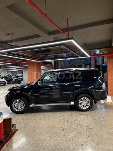 Mitsubishi Pajero 2007, 278,000 km - 3.0 l - Bakı