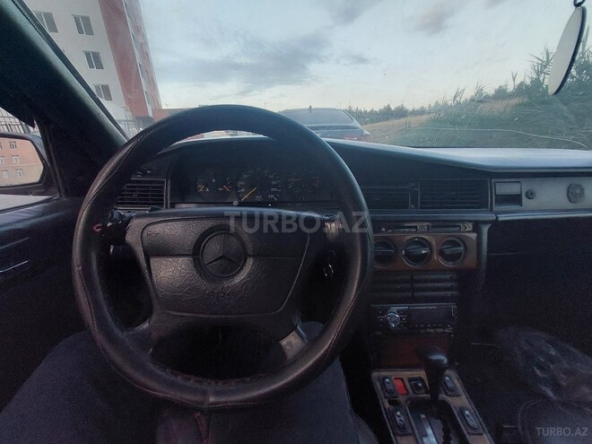 Mercedes 190 1991, 450,000 km - 2.0 л - Sumqayıt