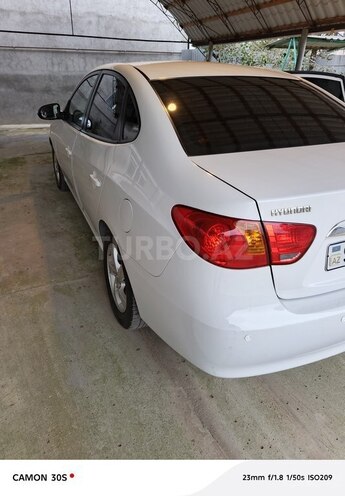 Hyundai Elantra 2010, 274,500 km - 2.0 л - Lənkəran