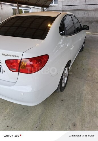 Hyundai Elantra 2010, 274,500 km - 2.0 л - Lənkəran