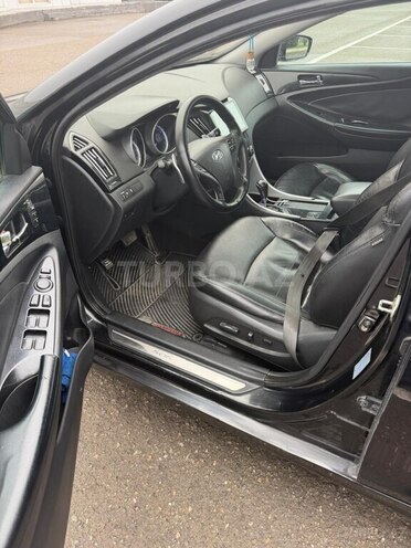Hyundai Sonata 2011, 218,361 km - 2.0 л - Qazax