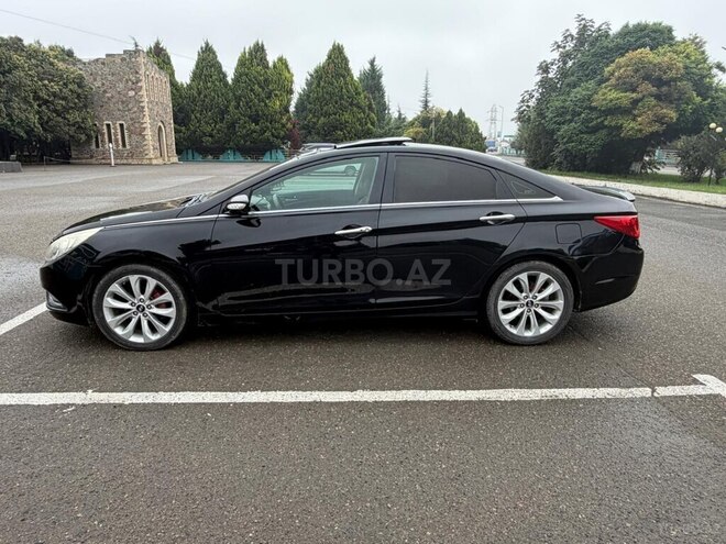 Hyundai Sonata 2011, 218,361 km - 2.0 л - Qazax