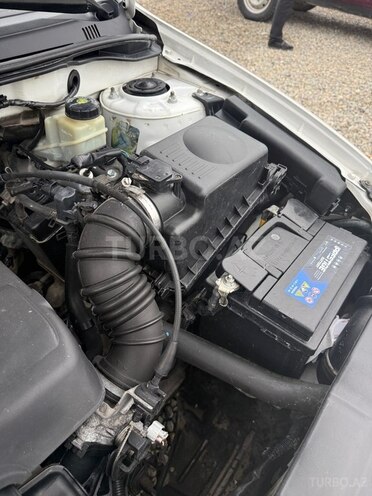 Toyota Corolla 2007, 200,000 km - 1.4 л - Gəncə
