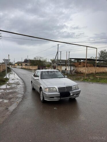 Mercedes C 240 1998, 360,000 km - 2.4 l - Salyan