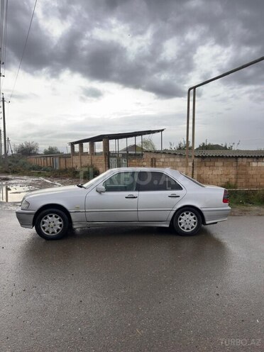 Mercedes C 240 1998, 360,000 km - 2.4 l - Salyan