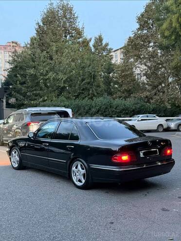 Mercedes E 320 2000, 352,698 km - 3.2 l - Bakı