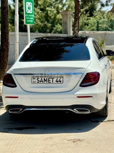 Mercedes E 220 d 4MATIC 2018, 183,000 km - 2.0 l - Bakı