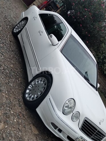 Mercedes E 280 2000, 330,000 km - 2.8 l - Kürdəmir