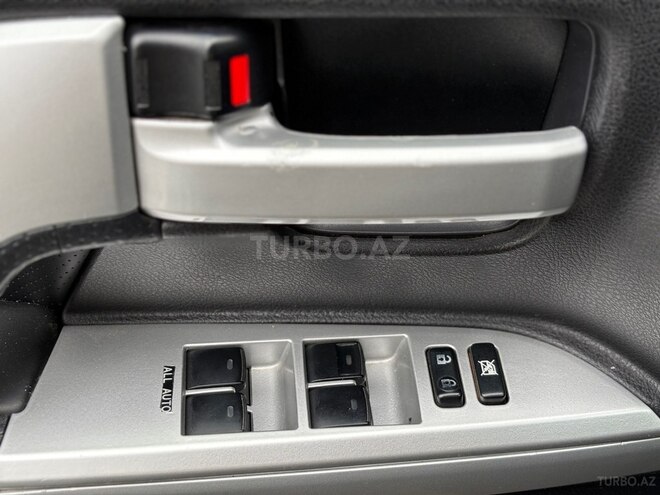Toyota Land Cruiser 2012, 212,180 km - 4.0 l - Bakı