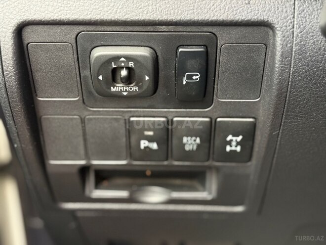 Toyota Land Cruiser 2012, 212,180 km - 4.0 l - Bakı