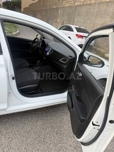 Hyundai Accent 2019, 93,600 km - 1.4 l - Bakı