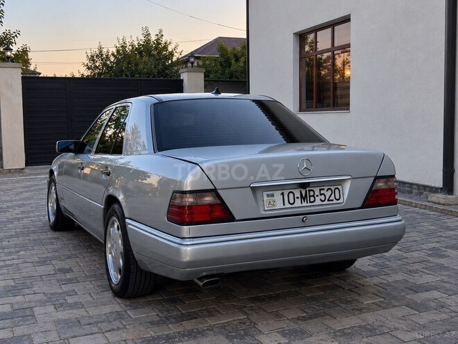 Mercedes 200 E 1984, 400,000 km - 2.0 l - Bakı