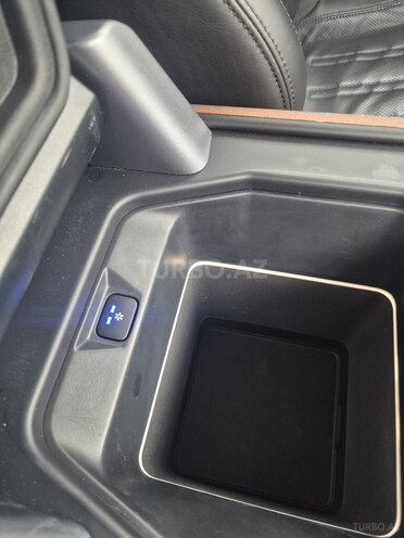 Land Rover Defender 2020, 200,000 km - 3.0 l - Bakı