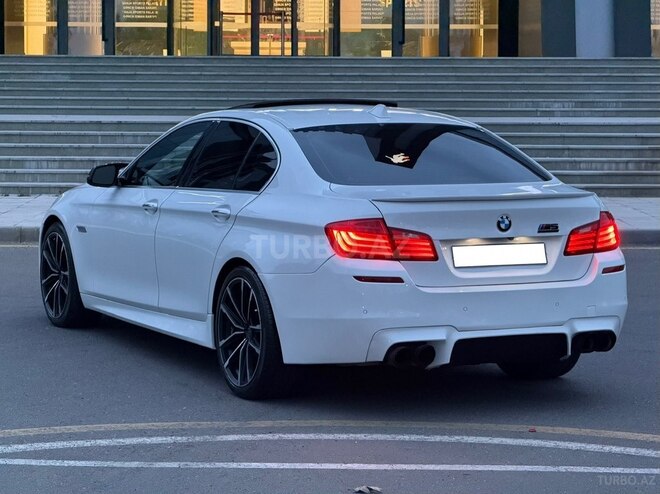 BMW 528 2015, 185,000 km - 2.0 л - Gəncə
