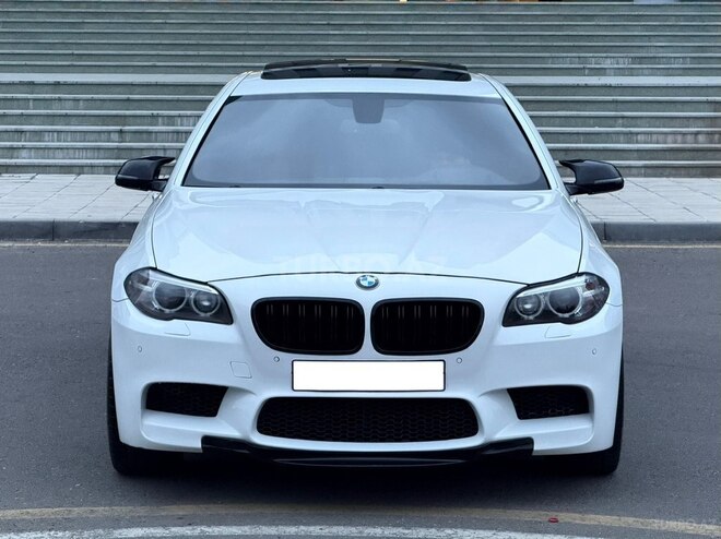 BMW 528 2015, 185,000 km - 2.0 л - Gəncə