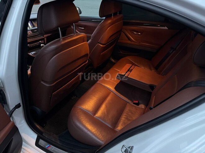 BMW 528 2015, 185,000 km - 2.0 л - Gəncə