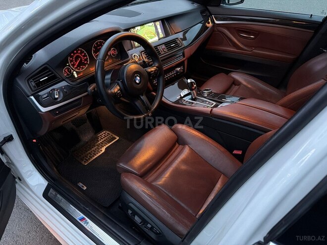 BMW 528 2015, 185,000 km - 2.0 л - Gəncə