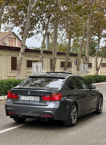 BMW  2015, 257,000 km - 2.0 л - Bakı